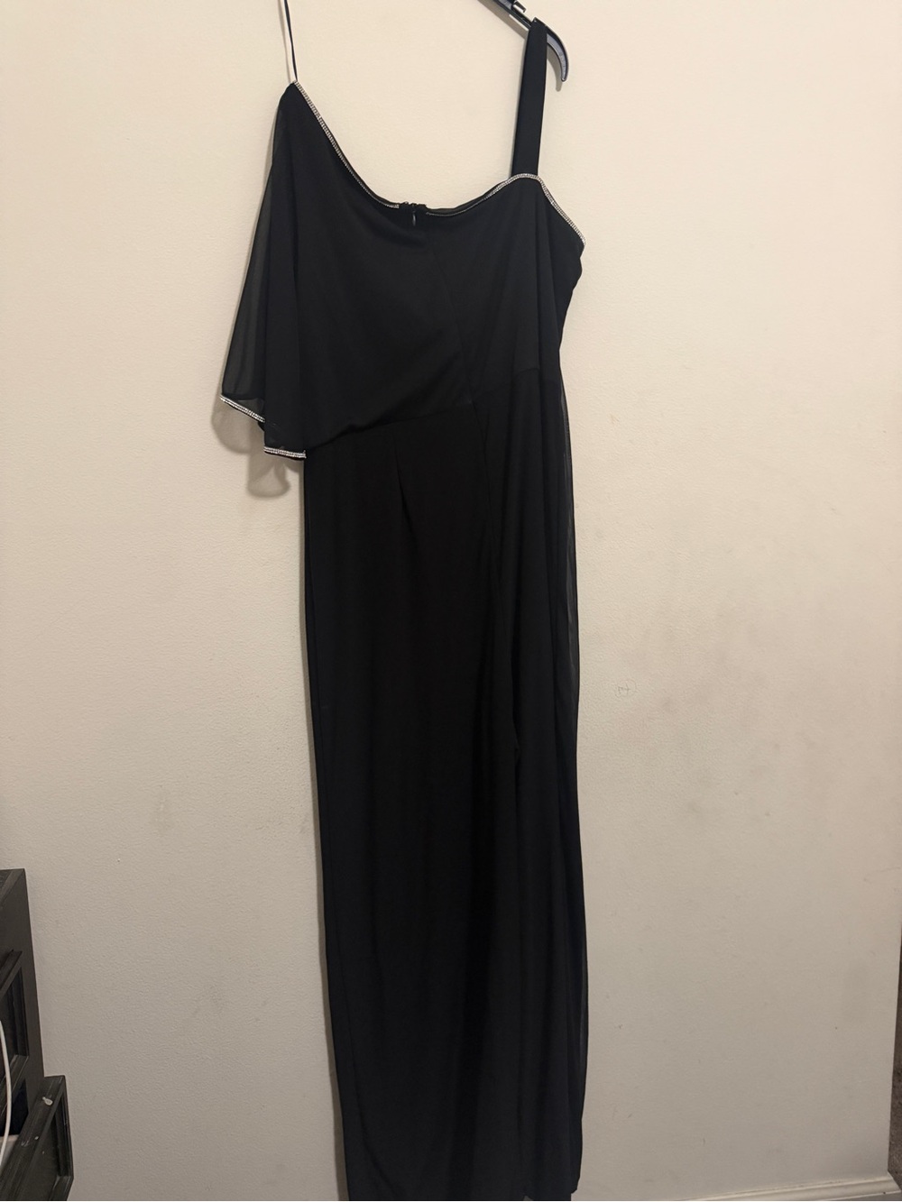 Black One-Shoulder Evening Maxi Dress
